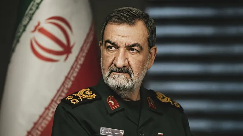 محسن رضایی خروج اورانیوم غنی‌شده از ایران را به‌طور قاطع رد کرد.