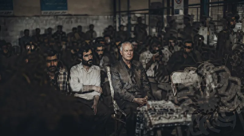 شعبه پنجم دادگاه انقلاب اصفهان حکم اعدام این معترض جوان را صادر کرده است.