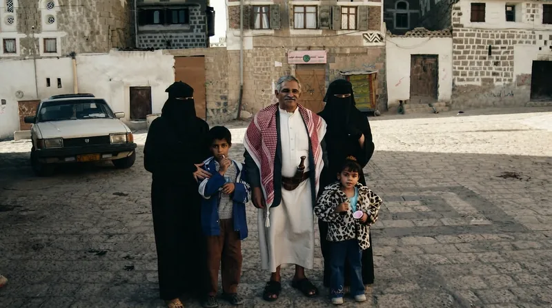 حملات هوایی عربستان به صنعا و الحدیده دست‌کم ۱۵ کشته بر جای گذاشت