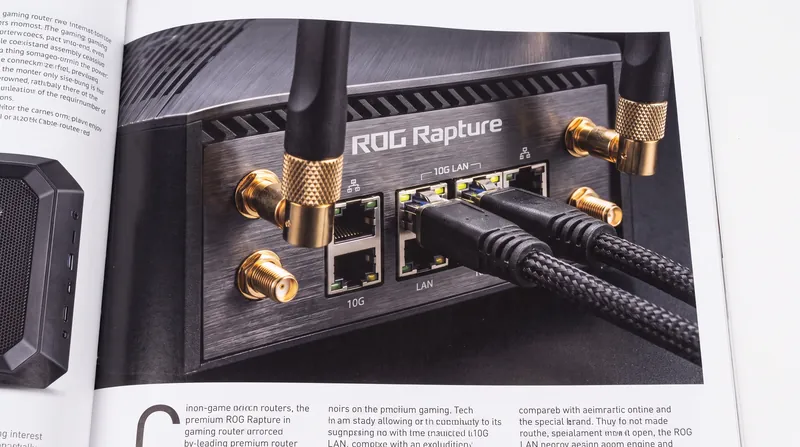 مدل‌های رده‌بالای وای‌فای ۸ مانند ایسوس ROG Rapture دارای دو پورت ۱۰ گیگابیتی برای پشتیبانی از اتصالات فیبر نوری چند گیگابیتی هستند.